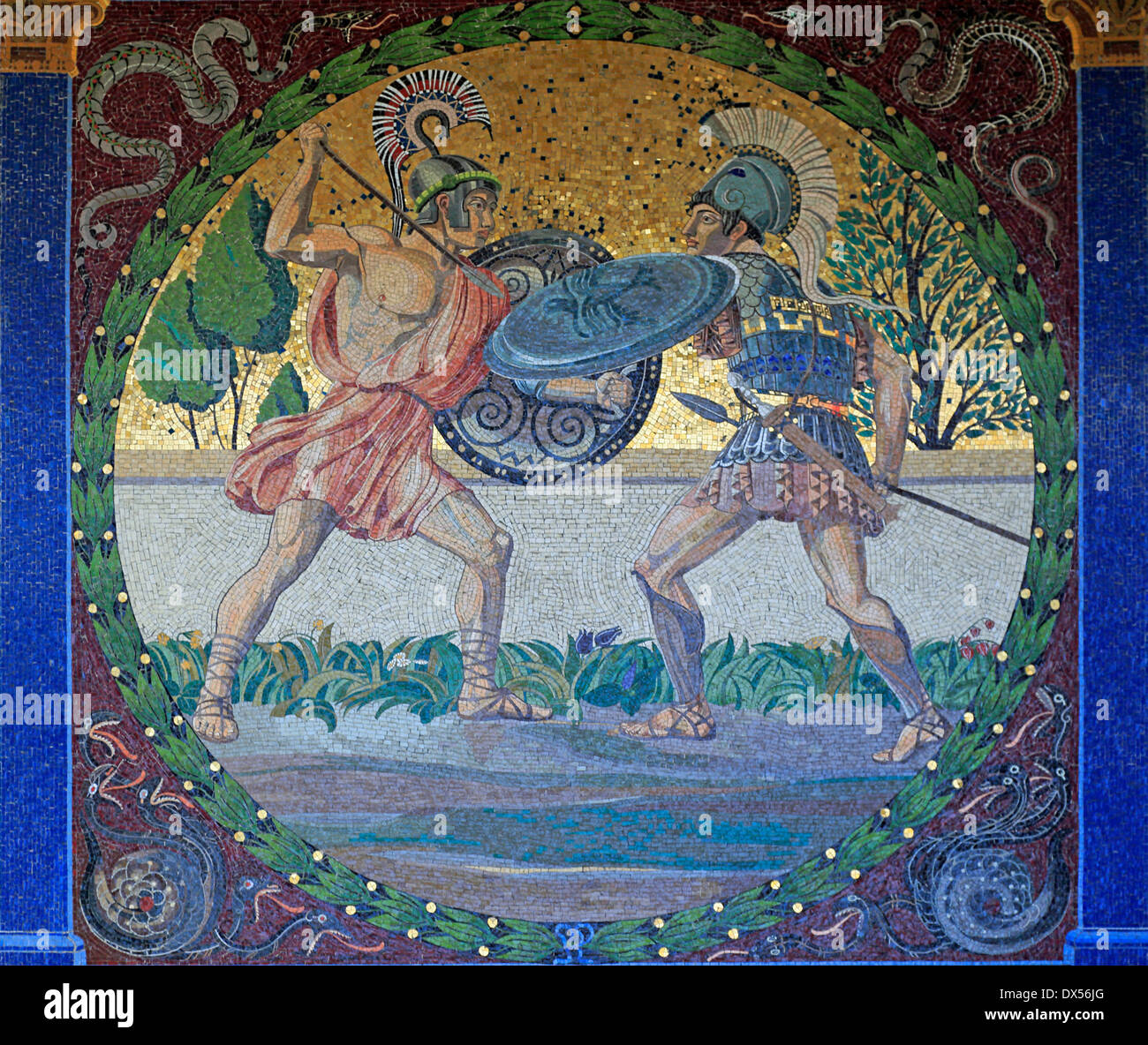 Mosaïque, allégorie de la guerre, sur le mur de l'Ange de la paix monument, Munich, Haute-Bavière, Bavière, Allemagne Banque D'Images