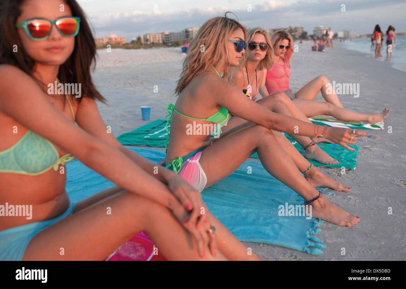 SPRING BREAKERS (2012) SELENA GOMEZ Vanessa Hudgens ASHLEY BENSON RACHEL KORINE HARMONY KORINE (DIR) COLLECTION MOVIESTORE LTD Banque D'Images