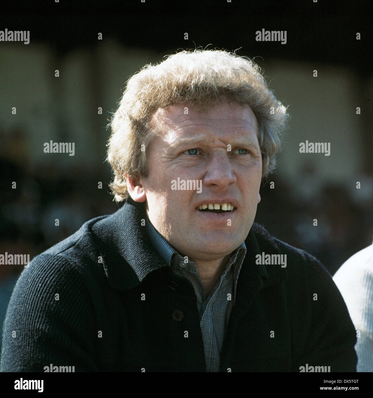 Football, 2. Bundesliga Nord, 1976/1977, le stade suis Uhlenkrug, ETB Schwarz Weiss Essen contre Arminia Bielefeld 0:2, l'entraîneur Karl-Heinz Feldkamp (Arminia) Banque D'Images