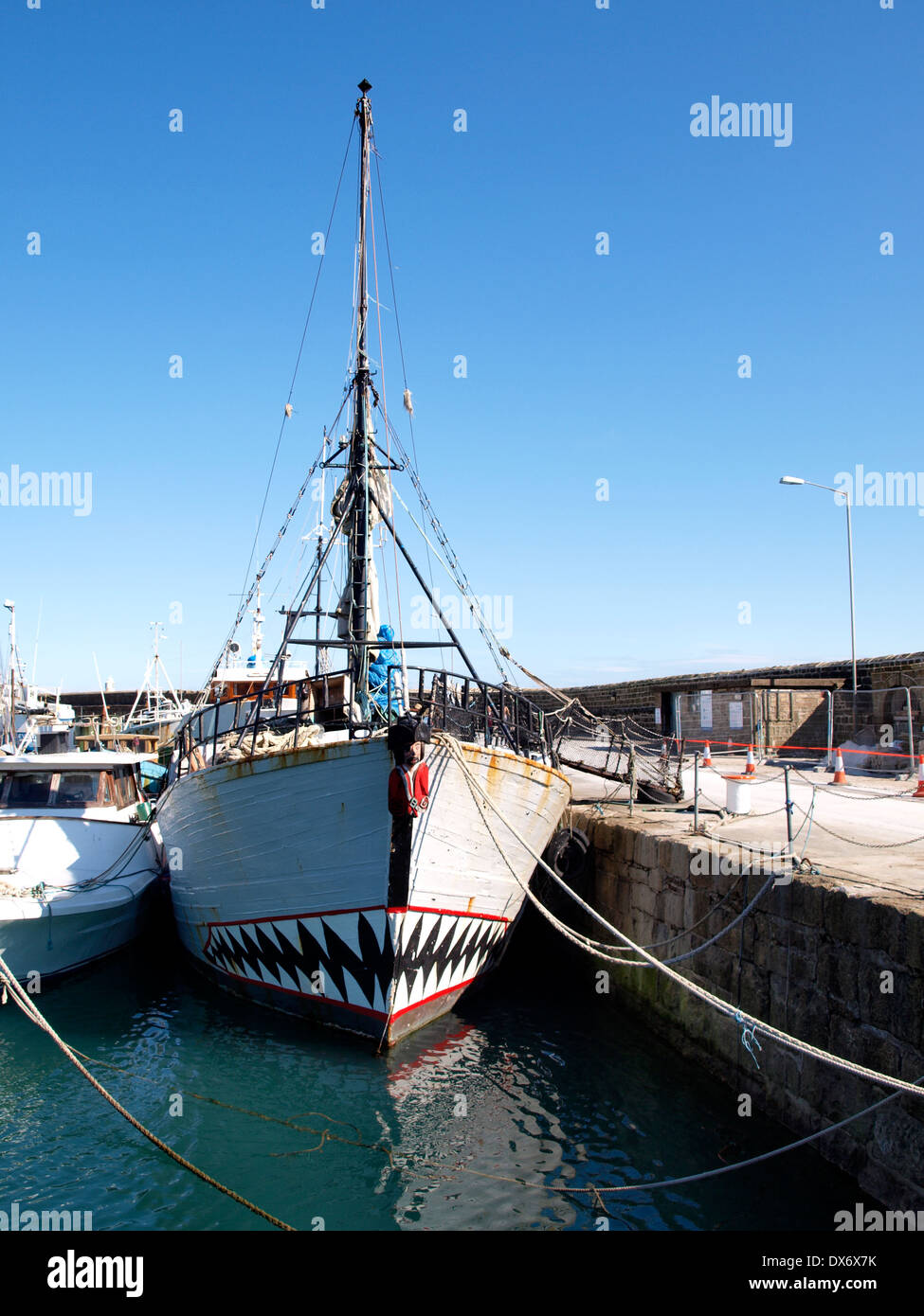 Rare ancien bateau en bois, le port de Penzance, Cornwall, UK Banque D'Images