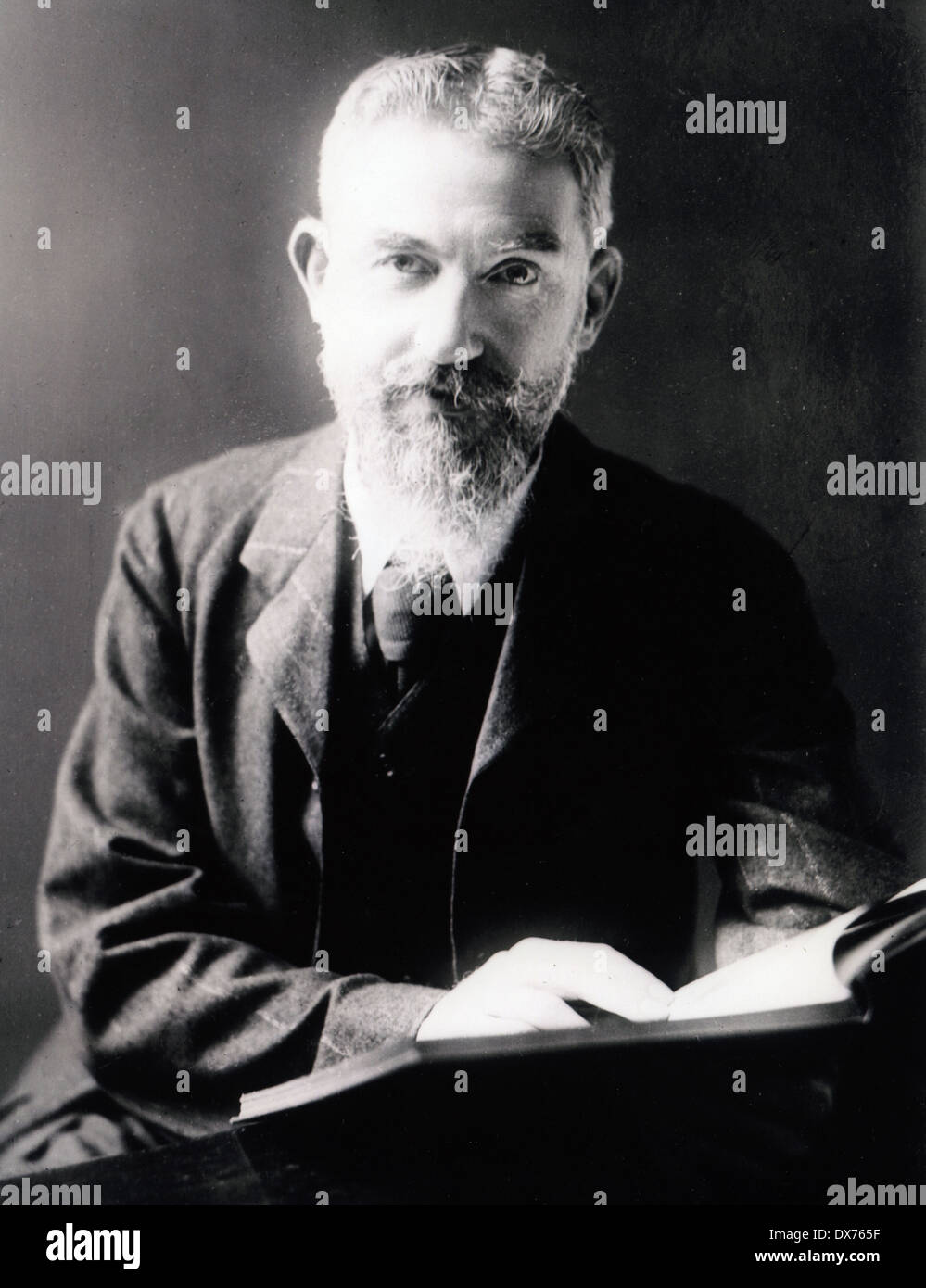 GEORGE BERNARD SHAW (1856-1950) dramaturge irlandais Banque D'Images