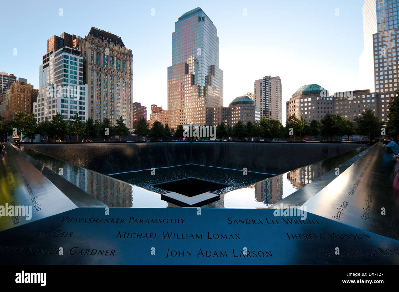 Piscine à la Memorial Memorial du 11 septembre au World Trade Center, New York, USA Banque D'Images