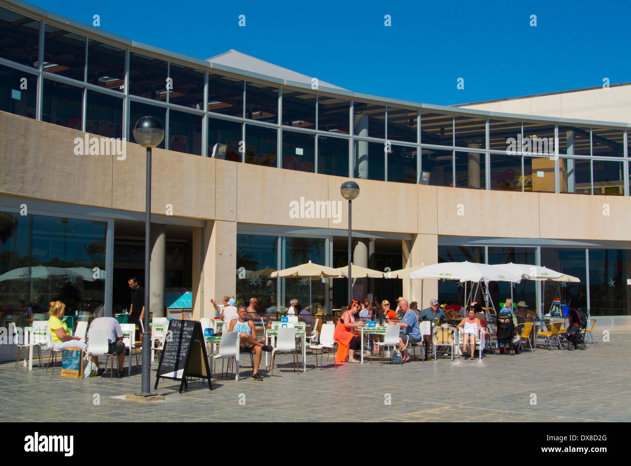 Piscine Restaurant et café, Centre Commercial Atlantico, Caleta de Fuste, Fuerteventura, Canary Islands, Spain, Europe Banque D'Images