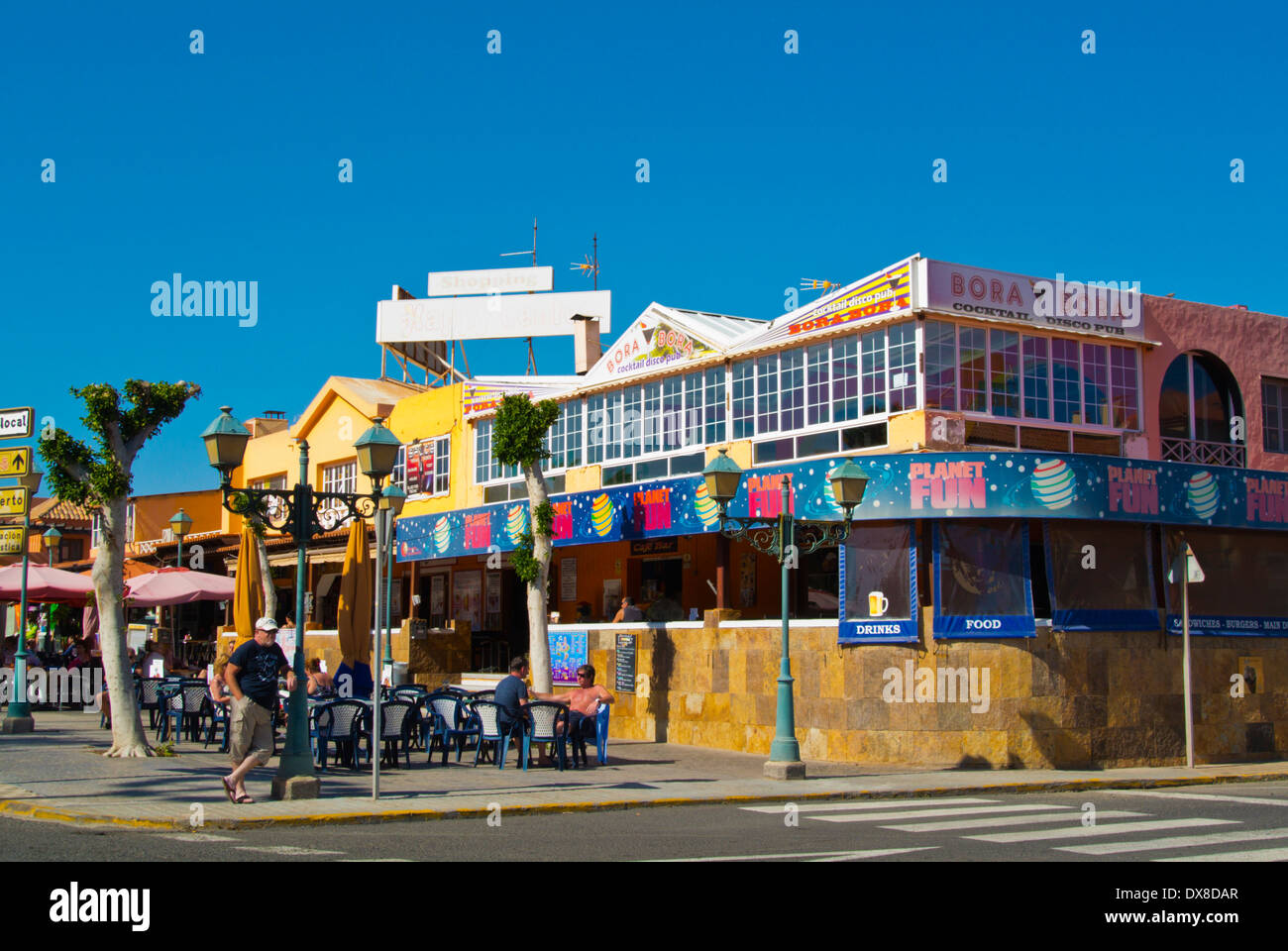 Heureux, centre commercial et complexe restaurant, Caleta de Fuste, Fuerteventura, Canary Islands, Spain, Europe Banque D'Images