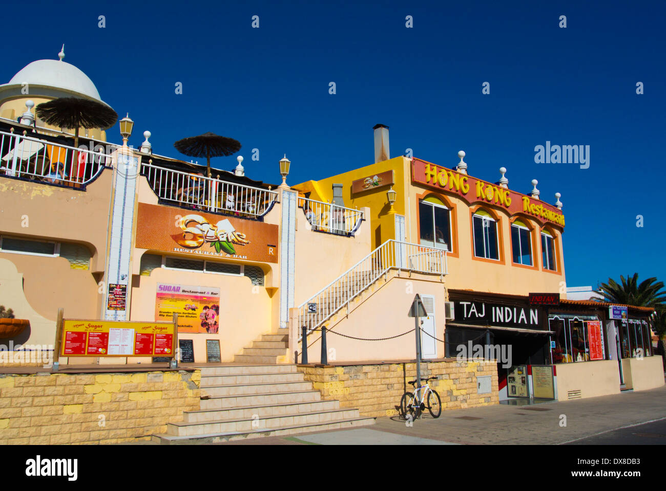 Heureux, centre commercial et complexe restaurant, Caleta de Fuste, Fuerteventura, Canary Islands, Spain, Europe Banque D'Images