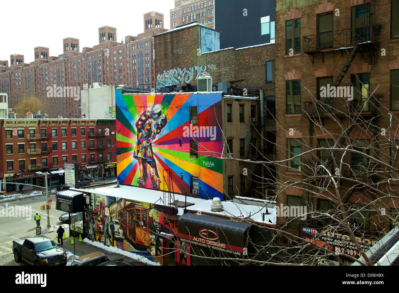Le parc High Line à New York, une murale de l'artiste artiste brésilienne Kobra Banque D'Images