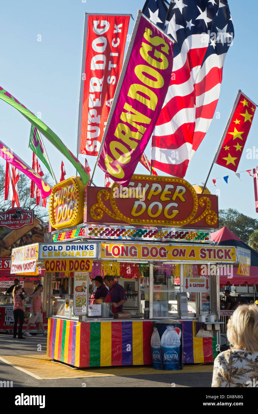 Tampa, Floride - un stand lors de la Foire de l'État de Floride. Banque D'Images