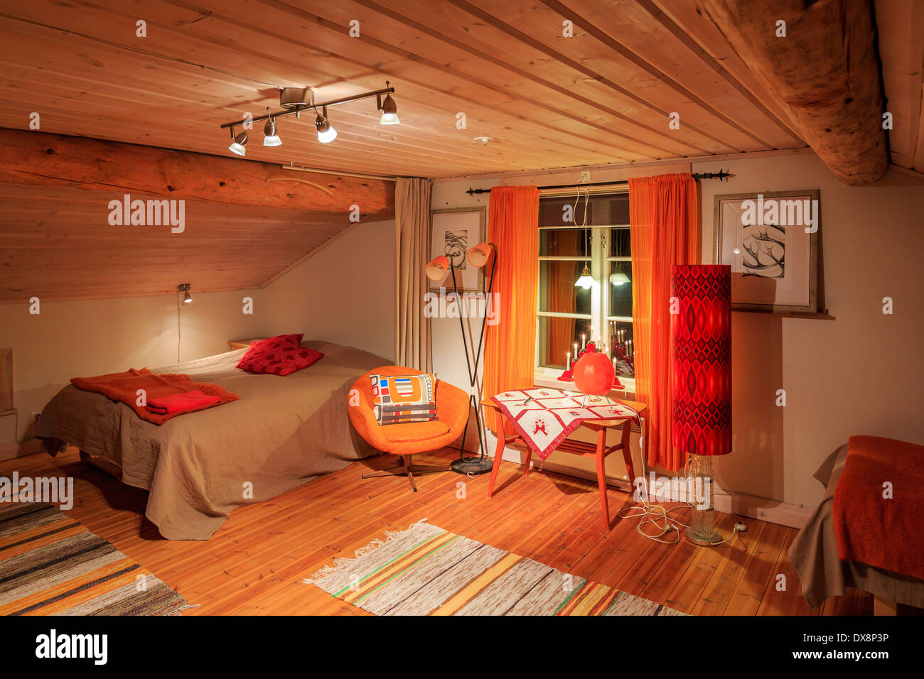Chambre à coucher dans le Wardshuset Guest House, for Kangos, Laponie, Suède Banque D'Images