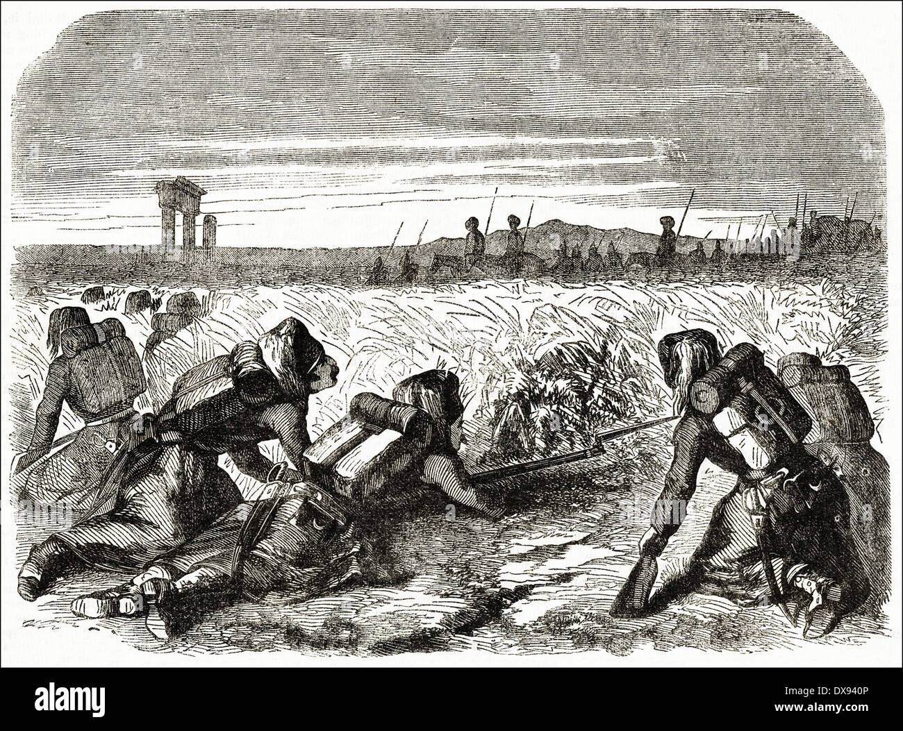 Les troupes turques d'attendre en embuscade pour les troupes russes et de cavalerie pendant la guerre de Crimée. La gravure de l'époque victorienne circa 1855 Banque D'Images