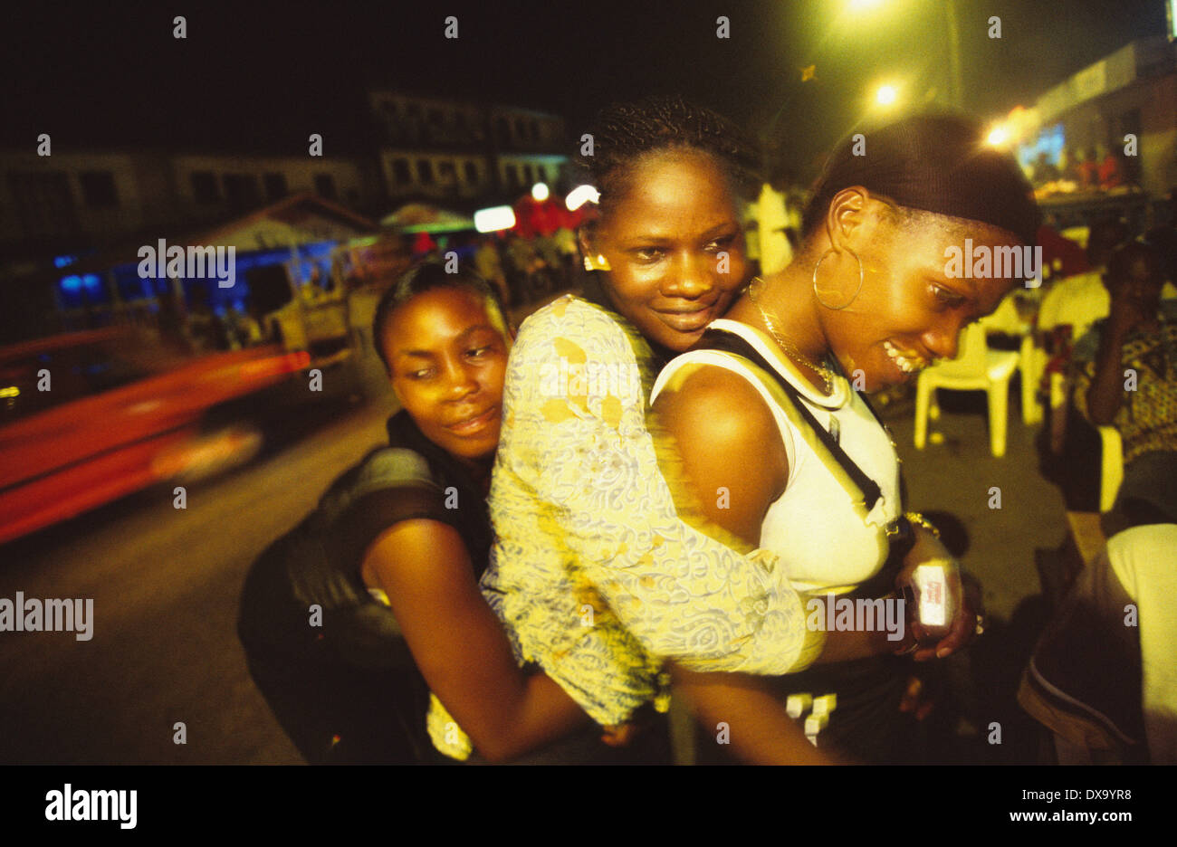 Filles D abidjan Banque De Photographies Et D images Haute R solution filles-d-abidjan-banque-de-photographies-et-d-images-haute-r-solution