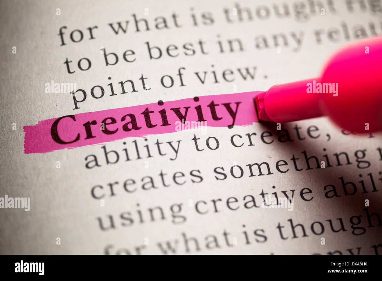 Faux dictionnaire, définition du mot créativité. Banque D'Images