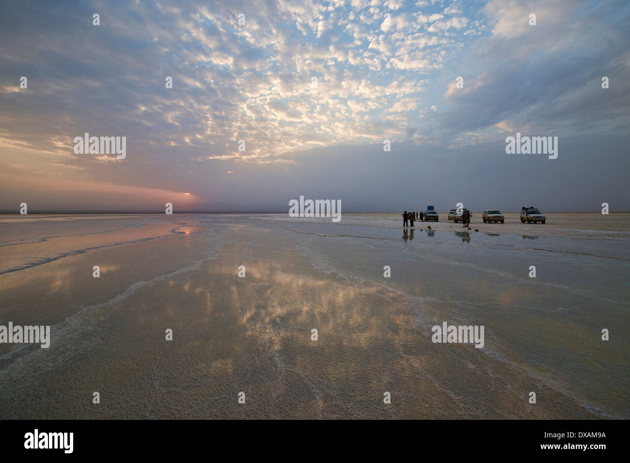 Coucher de soleil sur le lac Assal lac de sel dans la dépression de Danakil (Ethiopie) Banque D'Images