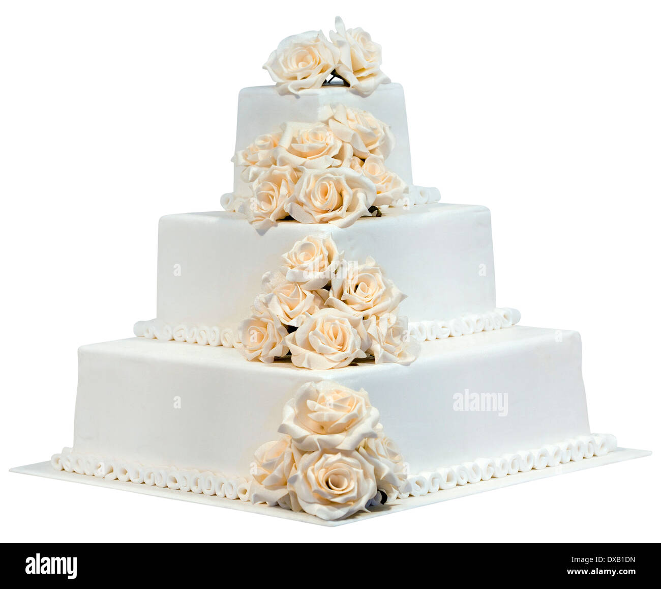 Gâteau de mariage blanc isolé avec Clipping Path Banque D'Images