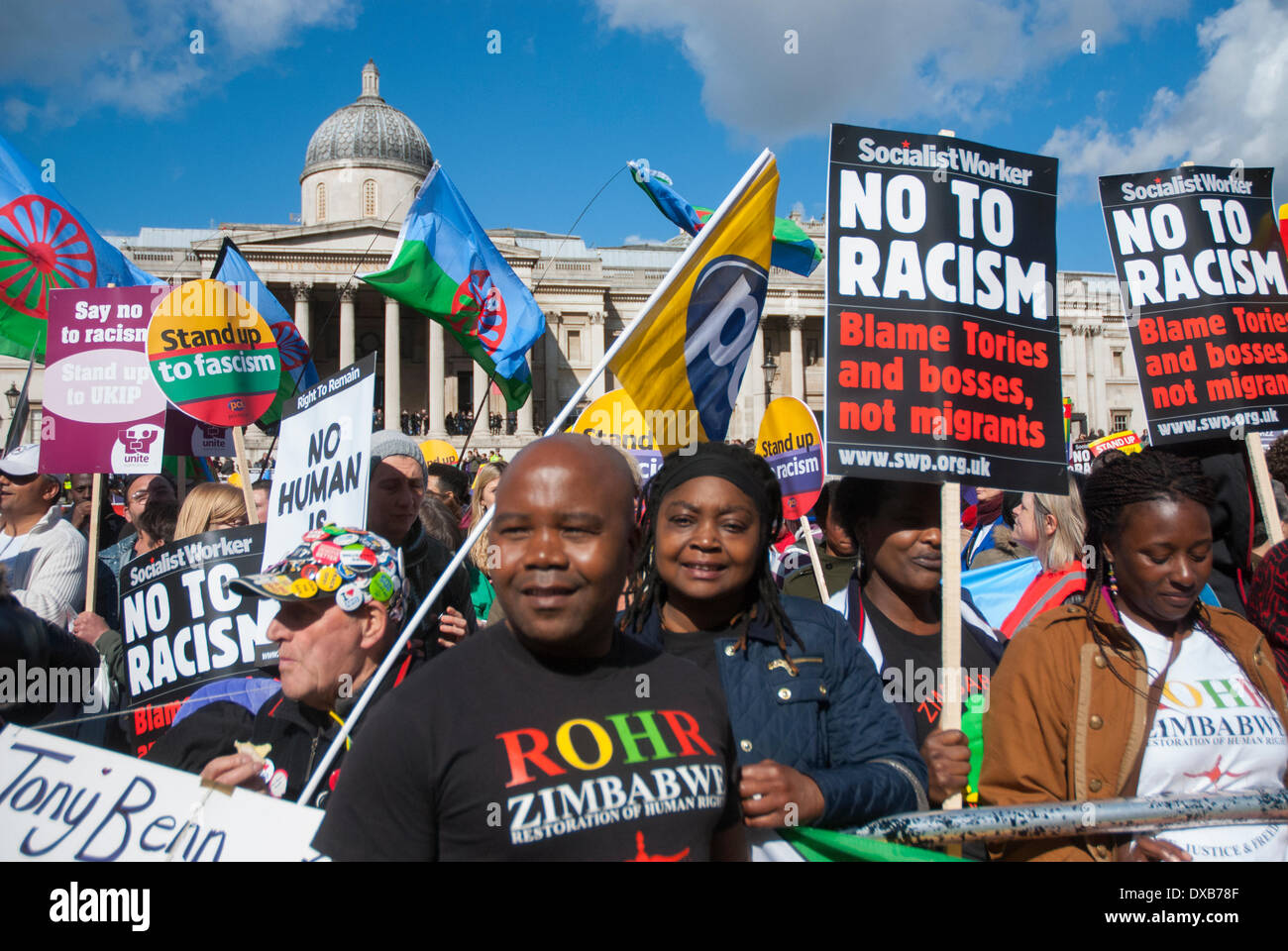 Londres, Royaume-Uni. 22 mars 2014. Les gens se rassemblent dans le quartier londonien de Trafalgar Square pour un grand rassemblement. Crédit : Peter Manning/Alamy Live News Banque D'Images