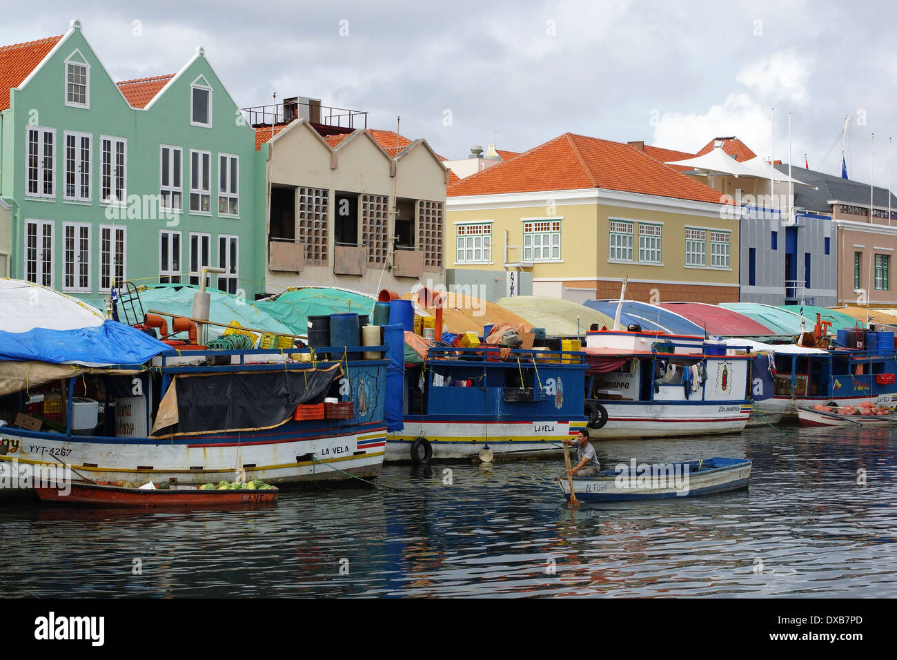 Marché Flottant, Willemstad, Curaçao, Îles ABC Banque D'Images