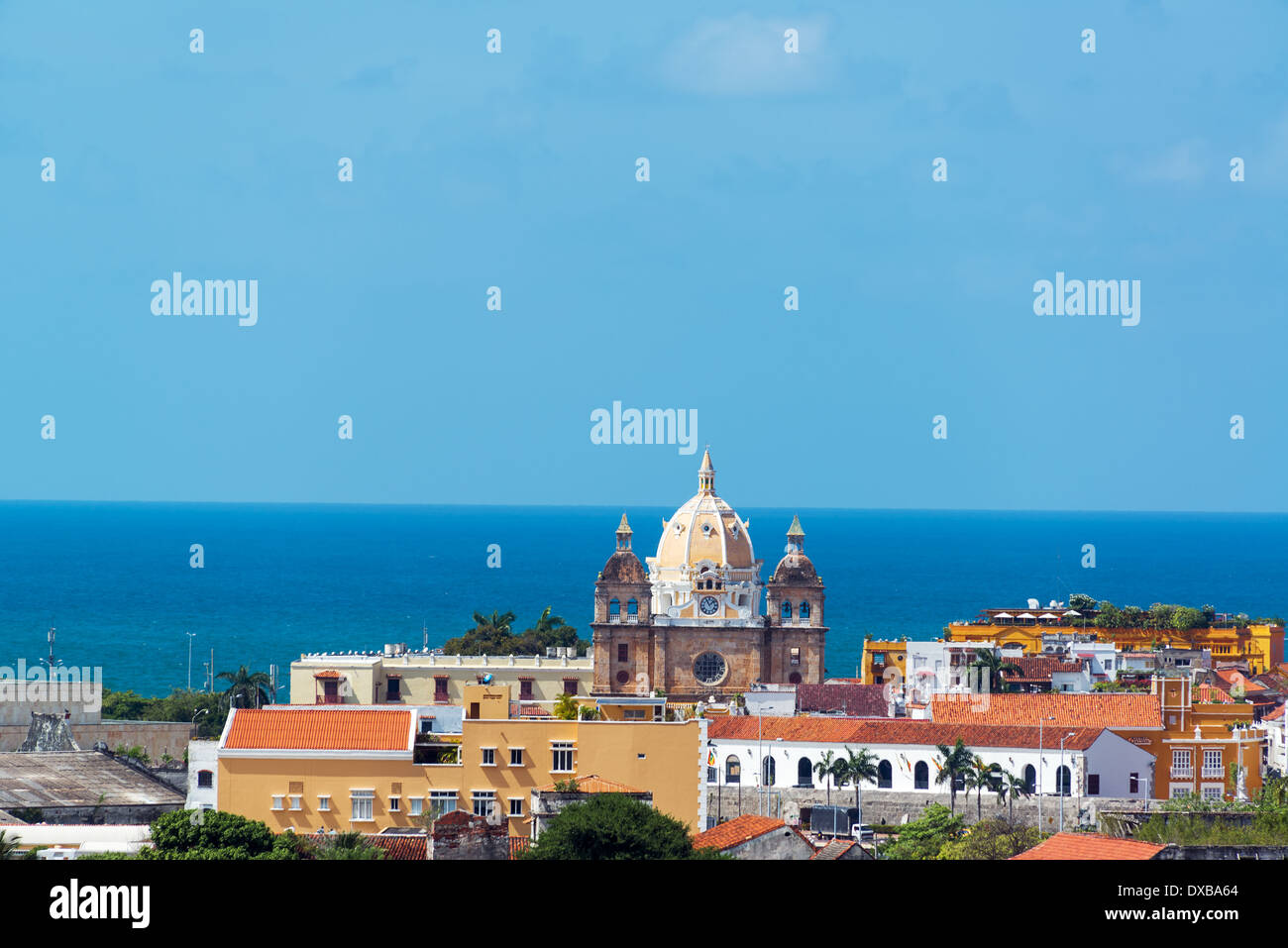 Centre historique de Carthagène, Colombie avec l'église de San Pedro Claver doté d''une place de choix dans le centre de la photographie Banque D'Images