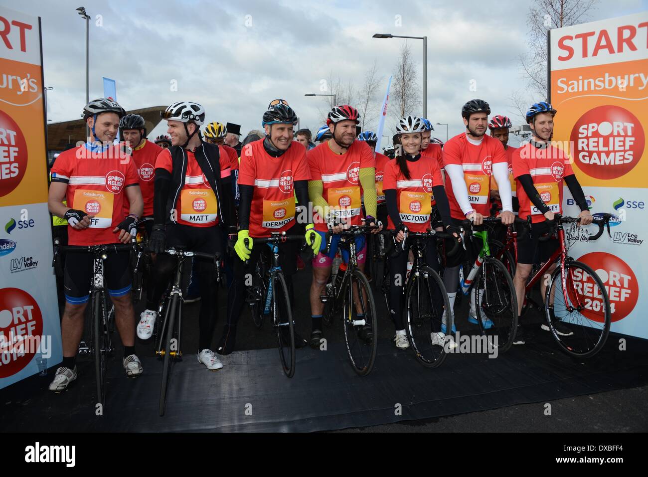 Londres, Royaume-Uni. 23 mars 2014 : Célébrités participer Sainsbury's Sport Jeux de secours à 2014, Plaza Vélodrome Velo Park. Photo par voir Li/Alamy Live News Banque D'Images