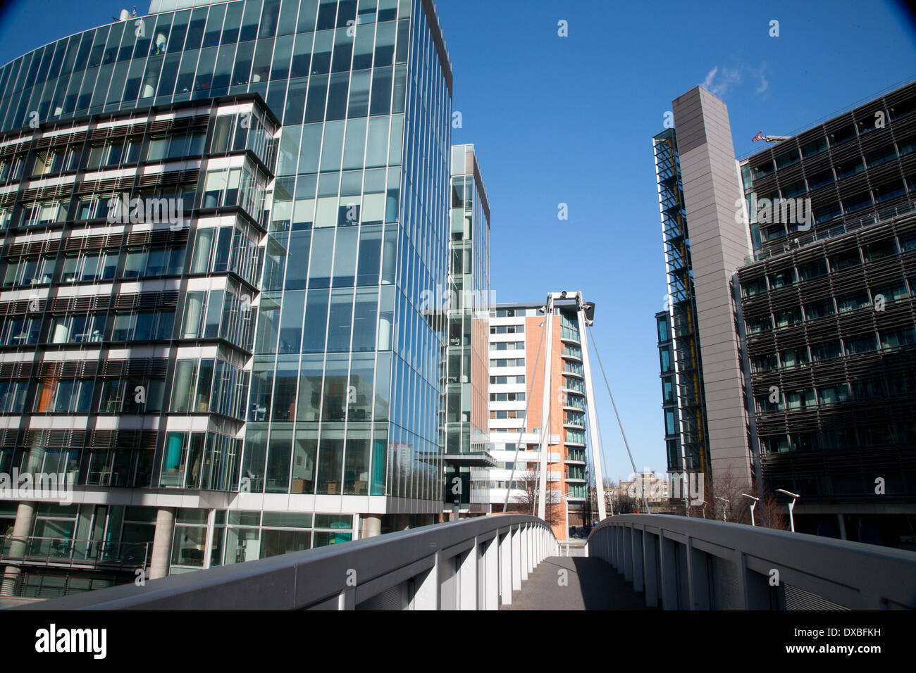 Nouveau et bâtiments modernes à Paddington, Londres Banque D'Images