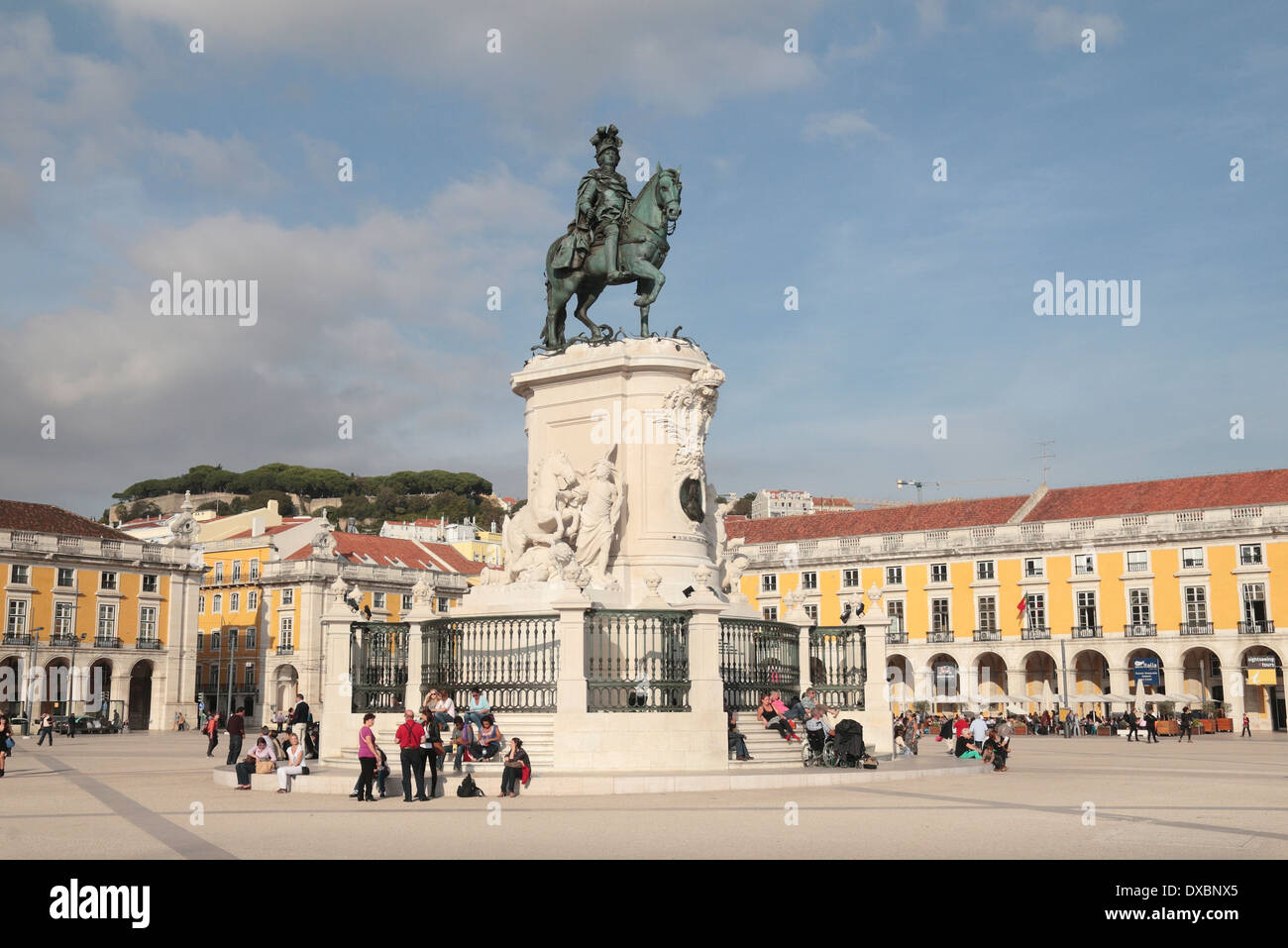 Statue du roi José I, Praça do Comércio, Lisbonne, Portugal. Banque D'Images