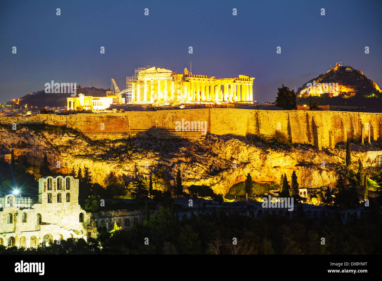 Acropole à Athènes, Grèce dans la soirée après le coucher du soleil Banque D'Images