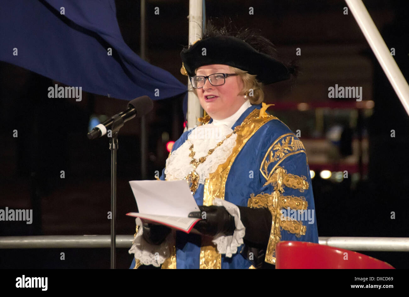 Maire de la ville de Westminster Angela Harvey de l'arbre de Noël de Trafalgar Square à Londres, Angleterre - 06.12.12 comprend : Seigneur Ma Banque D'Images