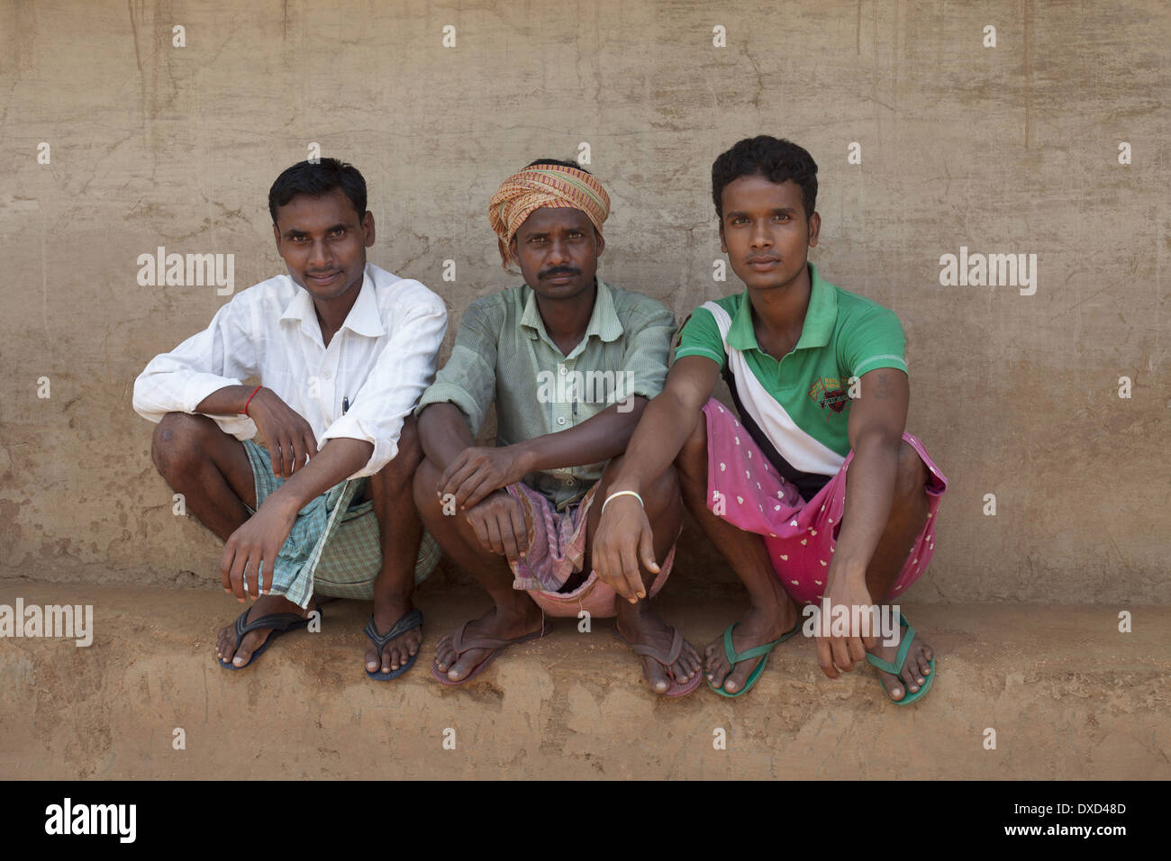 Groupe d'hommes des tribus. Soren tribu. Jamuniatand, village du district de Bokaro, Jharkhand Banque D'Images