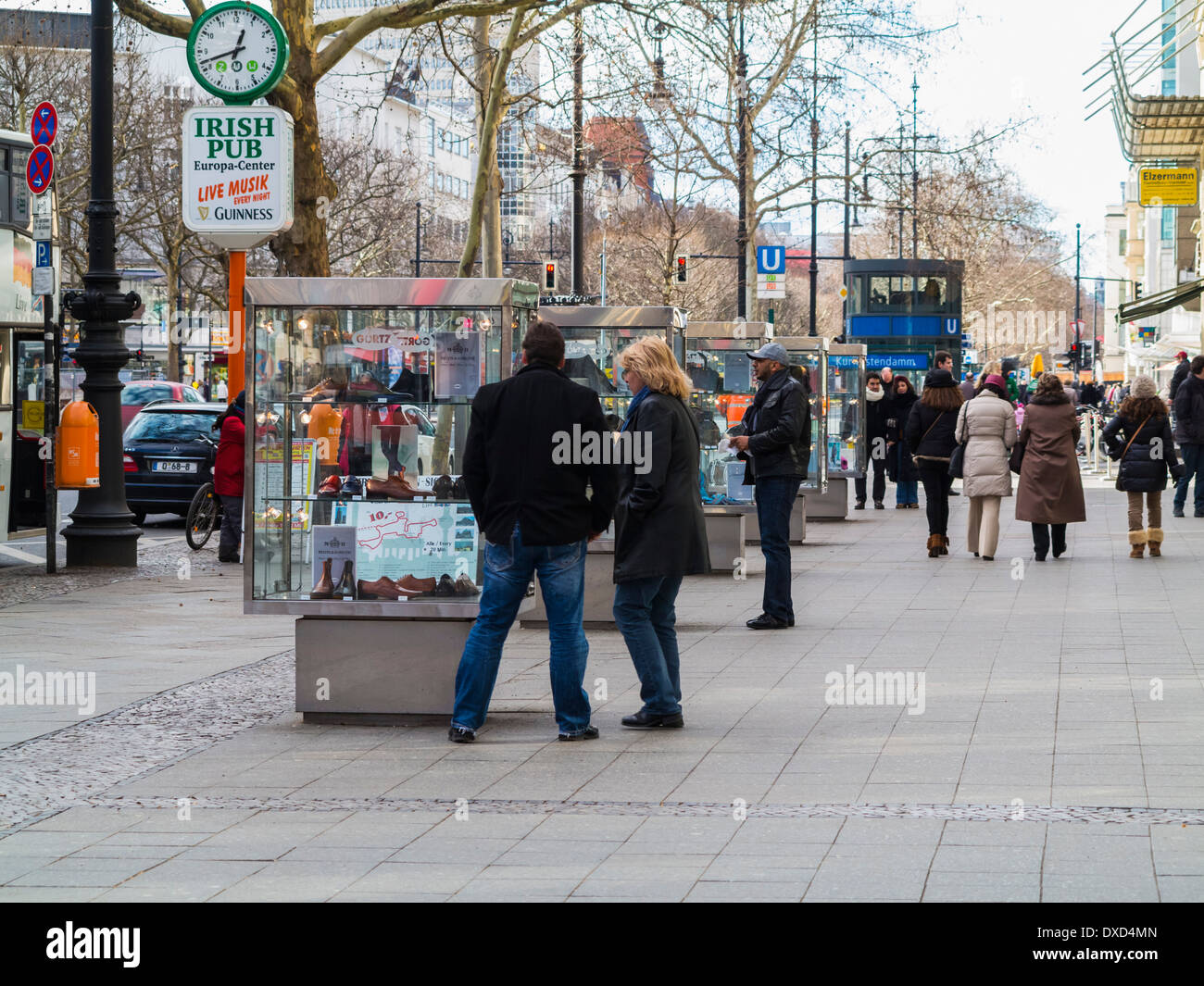 Kurfurstendamm, scène de rue de Berlin, Allemagne, Europe Banque D'Images