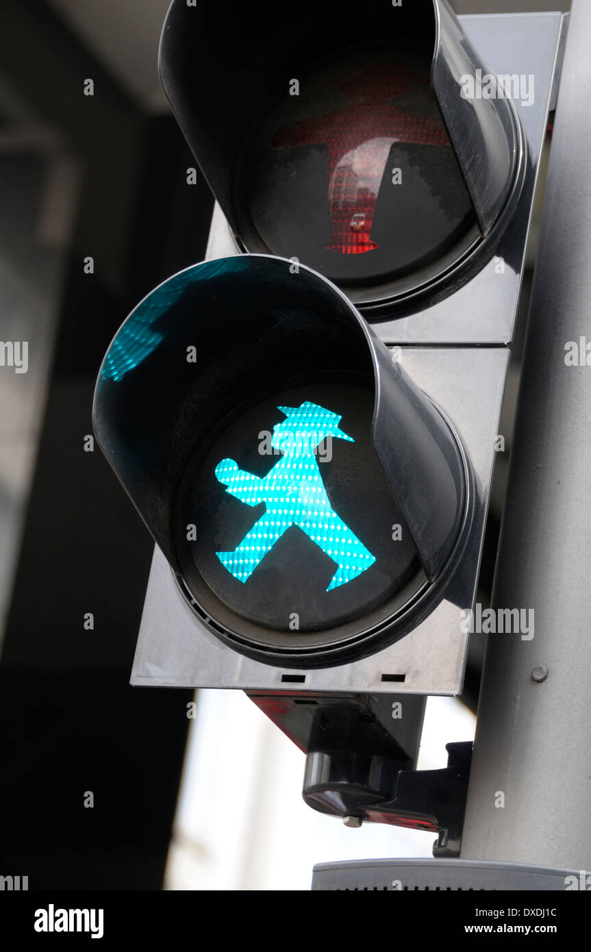 Feu de circulation, à pied sign Ampelmann, Berlin, Allemagne Banque D'Images