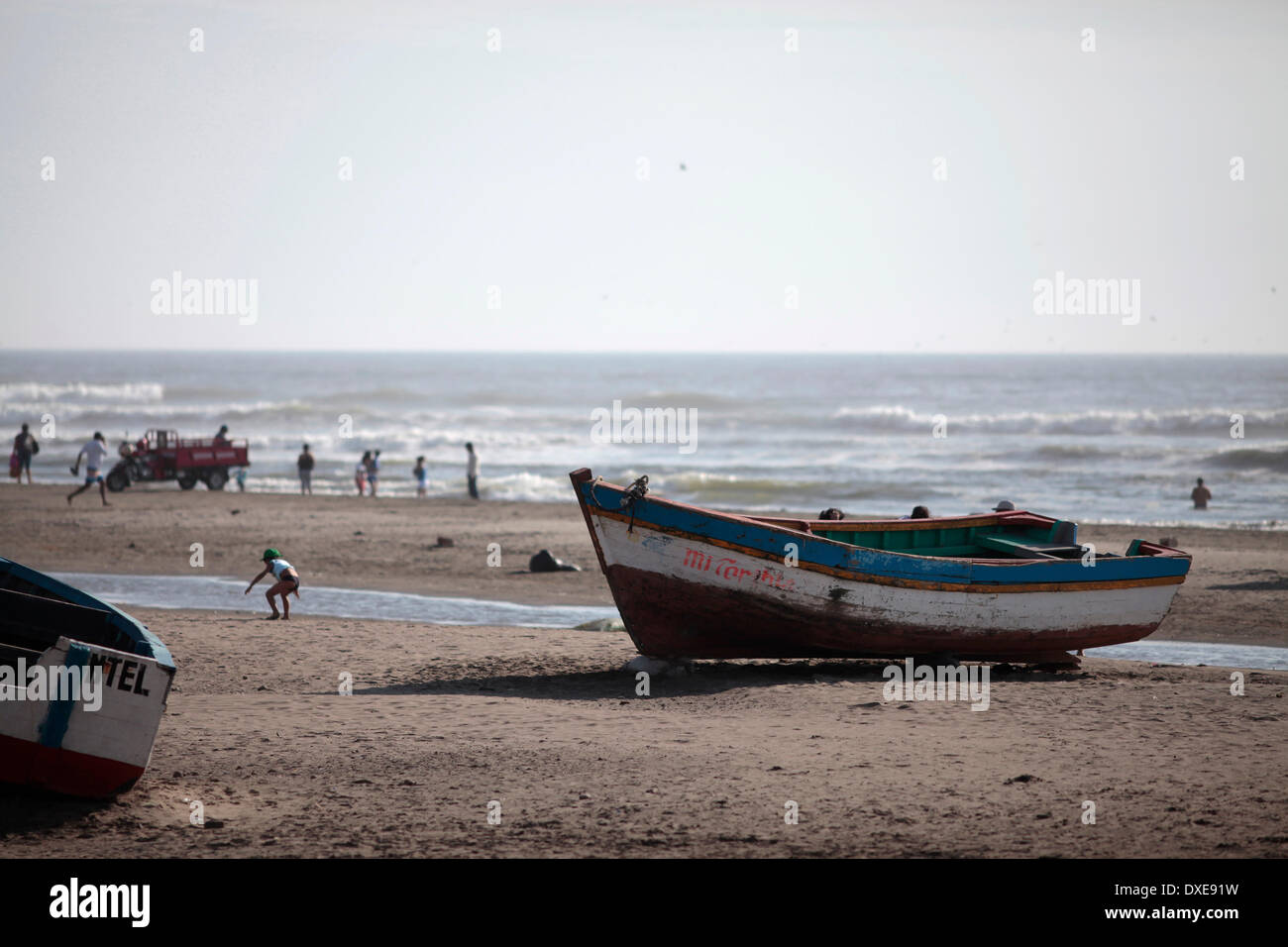 PIMENTEL, PÉROU - MARS 22 : vue avant de Pimentel sur les plages Pimentel, quelque 800 km au nord de Lima, dans la région de Pimentel, Pérou, Samedi, Mars 22, 2014. Photo par Elkin Cabarcas Banque D'Images