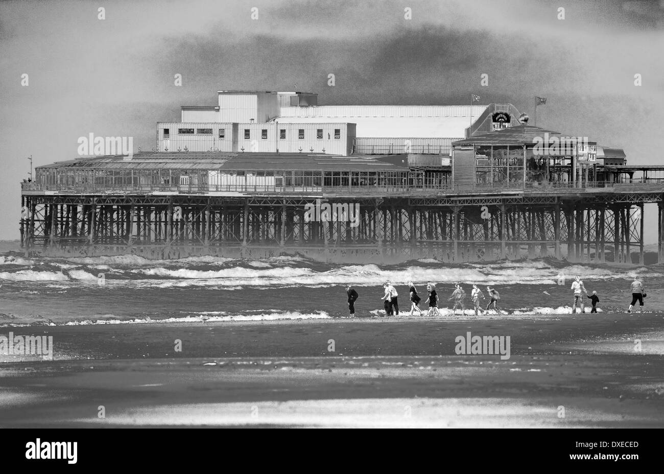 Le Pier, Blackpool. L'art abstrait. Banque D'Images