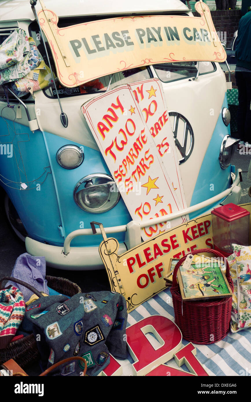 Classic Car Boot Sale sur London's South Bank Banque D'Images