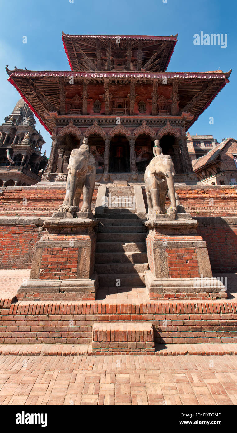 Patan Durbar Square, sur une journée ensoleillée, Katmandou, Népal Banque D'Images