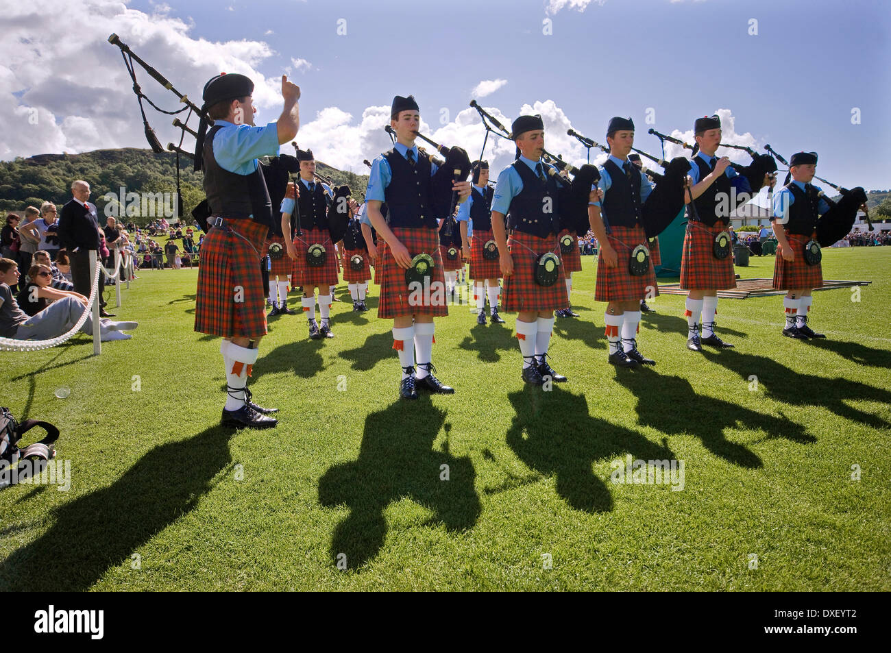 L'École secondaire d'Oban Pipe Band Banque D'Images