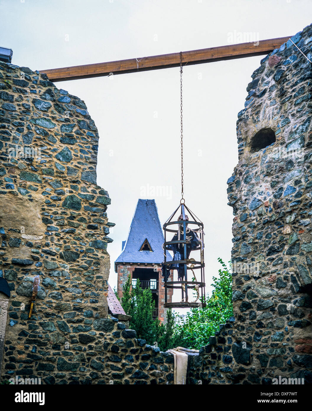 Burg Château de Frankenstein au xiiie siècle avec décoration Halloween Mühltal Hesse Allemagne Banque D'Images