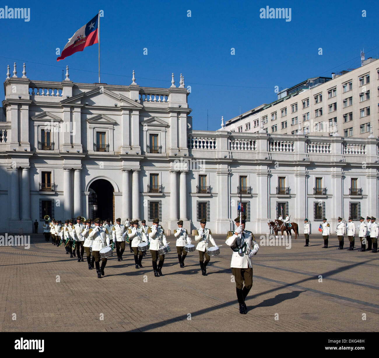 Relève de la garde au Palais présidentiel de la ville de Santiago au Chili - Amérique du Sud Banque D'Images
