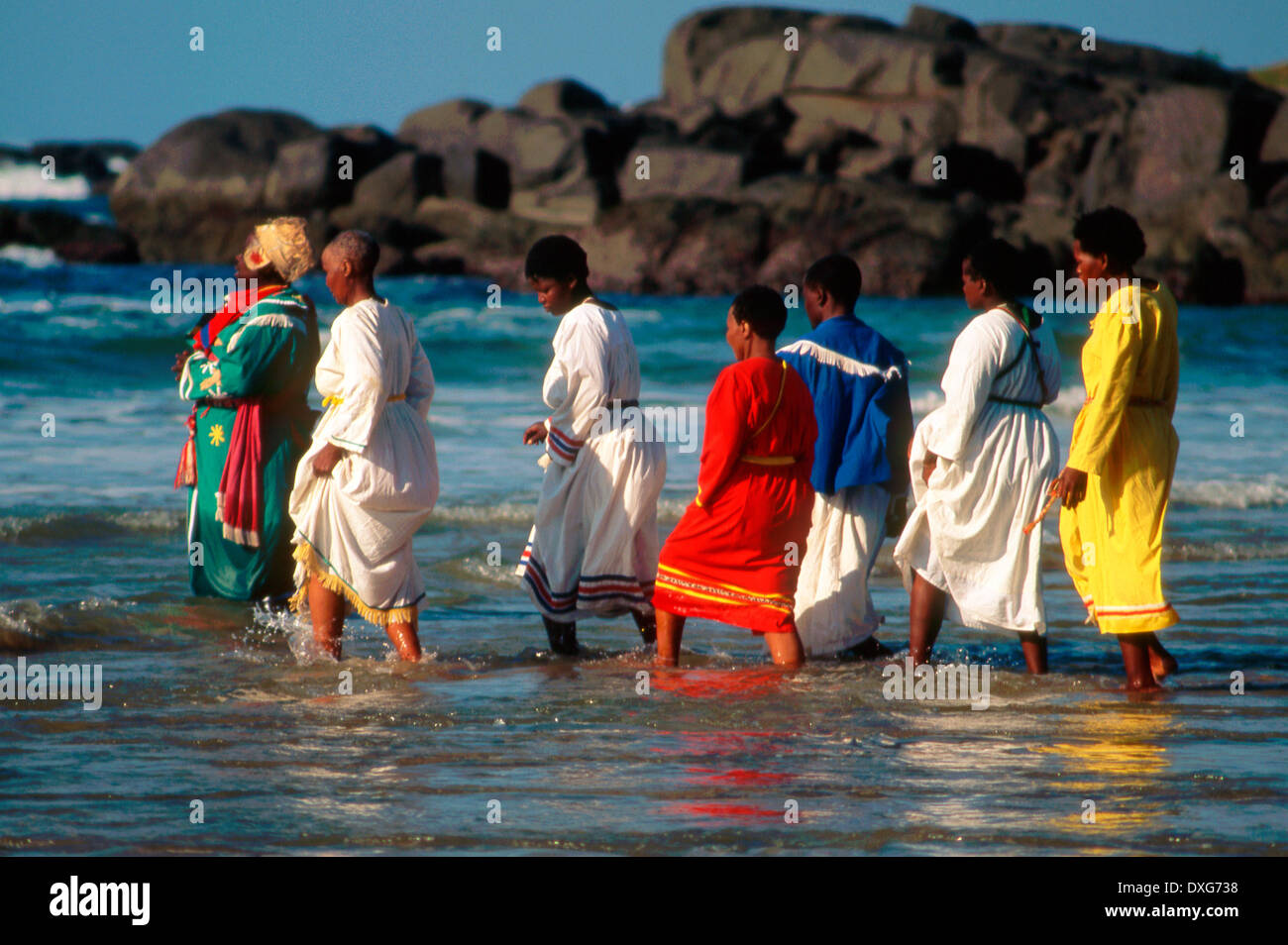 Zion Christian Church, ZCC, baptême dans la mer, sur la plage Banque D'Images
