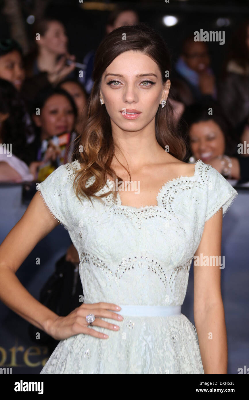 L'actrice Angela Sarafyan La première de 'The Twilight Saga : Breaking Dawn - Part 2" à Nokia Theatre L.A. Vivre à Los Angeles, Californie - 12.11.12 actrice Angela Sarafyan d' : où : United States Quand : 12 Nov 2012 Banque D'Images