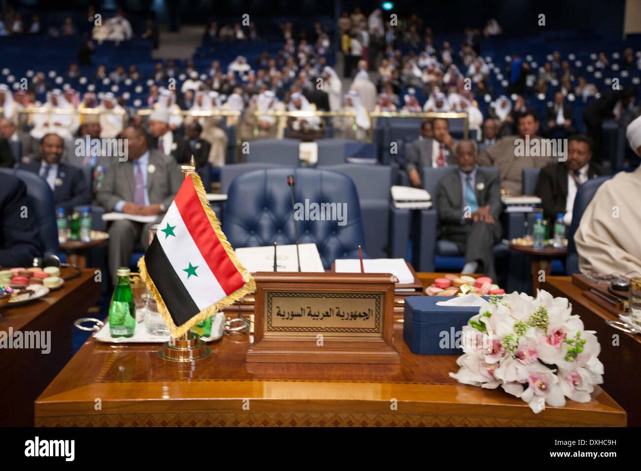 La ville de Koweït, Koweït. Mar 26, 2014. Photo prise le 26 mars 2014 présente le siège vide de la Syrie au cours de la cérémonie de clôture du 25e Sommet de la Ligue arabe dans la ville de Koweït, Koweït, le 26 mars 2014. Les dirigeants des États arabes a conclu les deux jours du sommet de la Ligue arabe avec l'annonce de Déclaration de Koweït le mercredi à Bayan Palace au Koweït. Credit : Cui Xinyu/Xinhua/Alamy Live News Banque D'Images