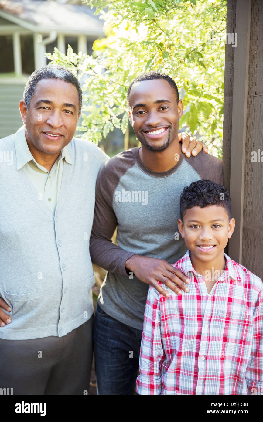 Portrait of smiling multi-generation men outdoors Banque D'Images