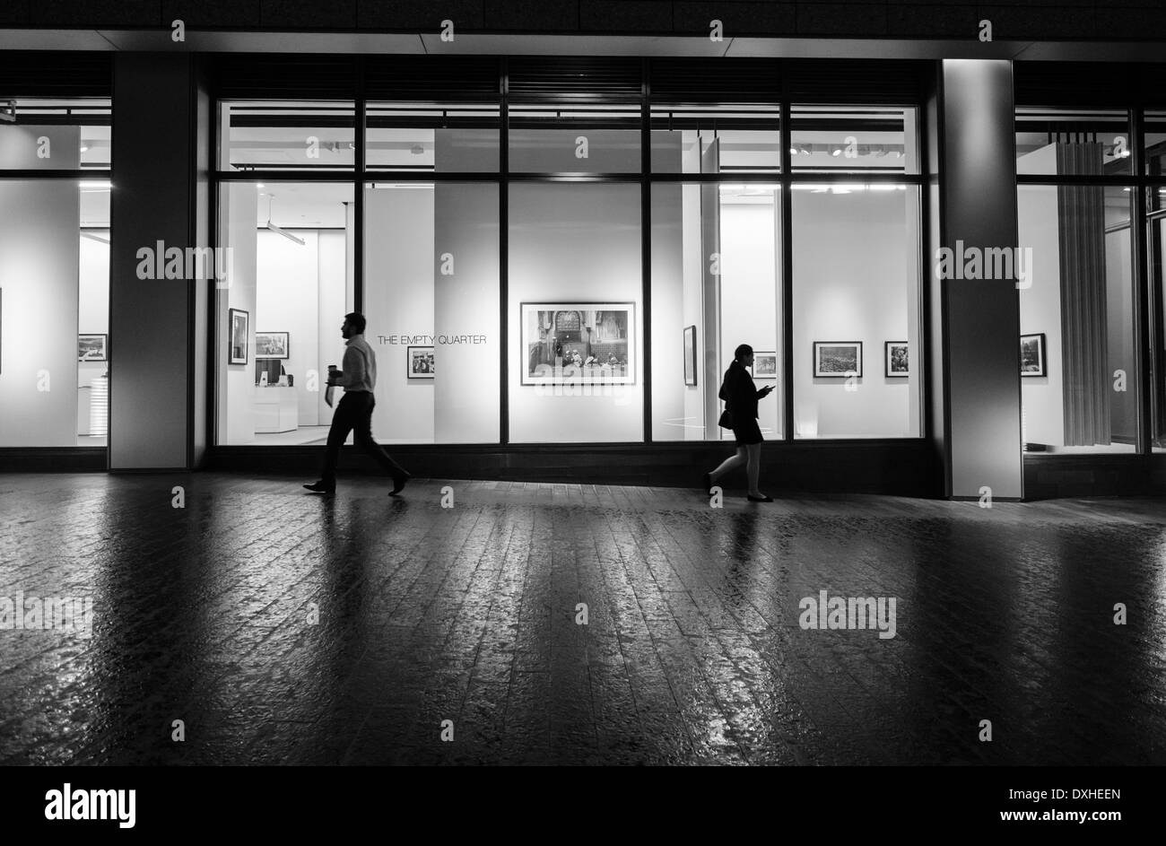 La galerie Quartier vide à l'entrée dans le district de Village DIFC Centre Financier International de Dubaï en Émirats Arabes Unis Banque D'Images