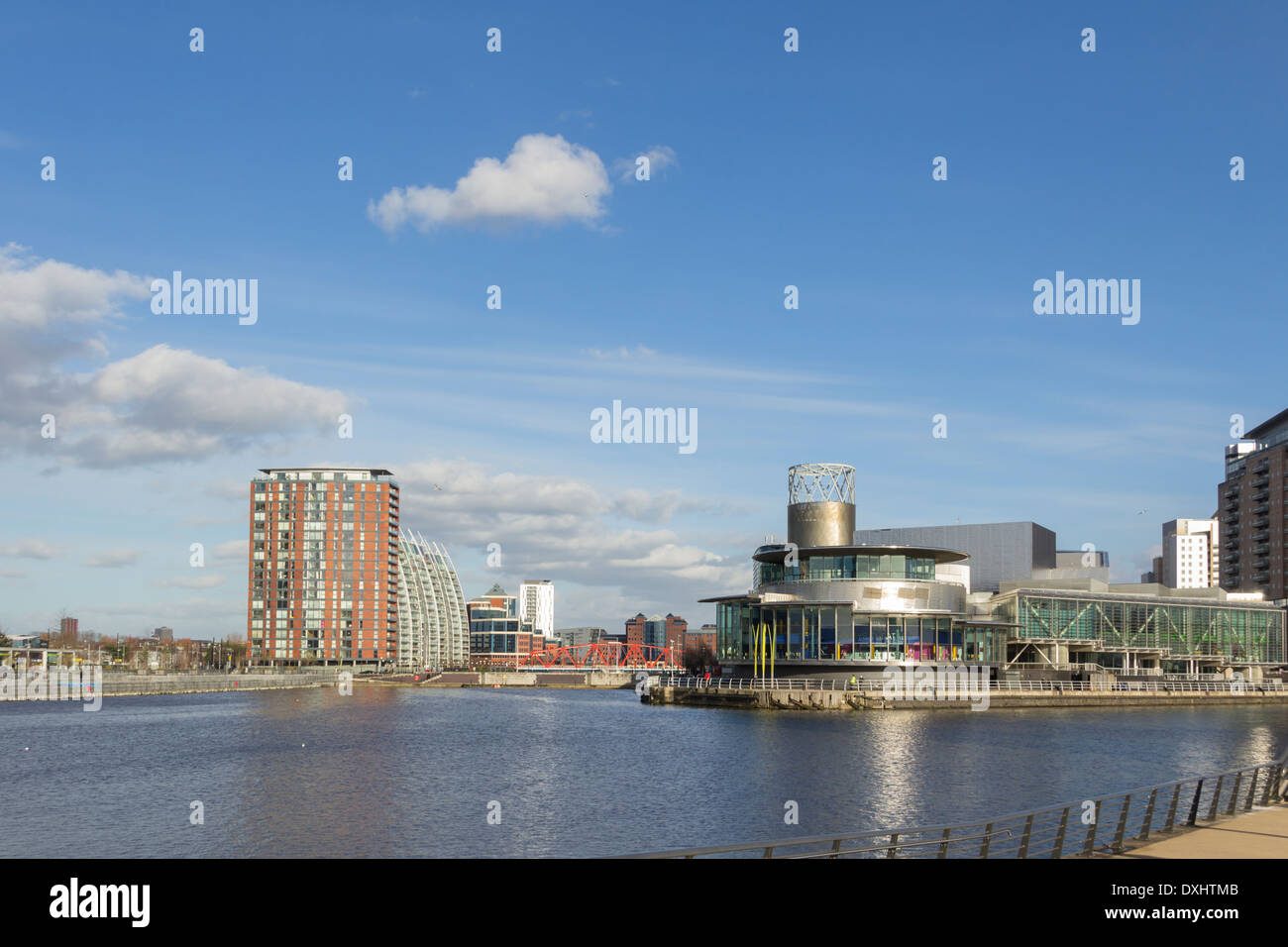 L'ouest de l'aspect extérieur de la Lowry Theatre et de la galerie d'Art à Salford, près de Manchester. Banque D'Images