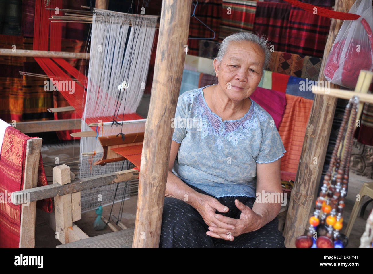 Les femmes lao à Luang Prabang, lettres d'entente. Banque D'Images