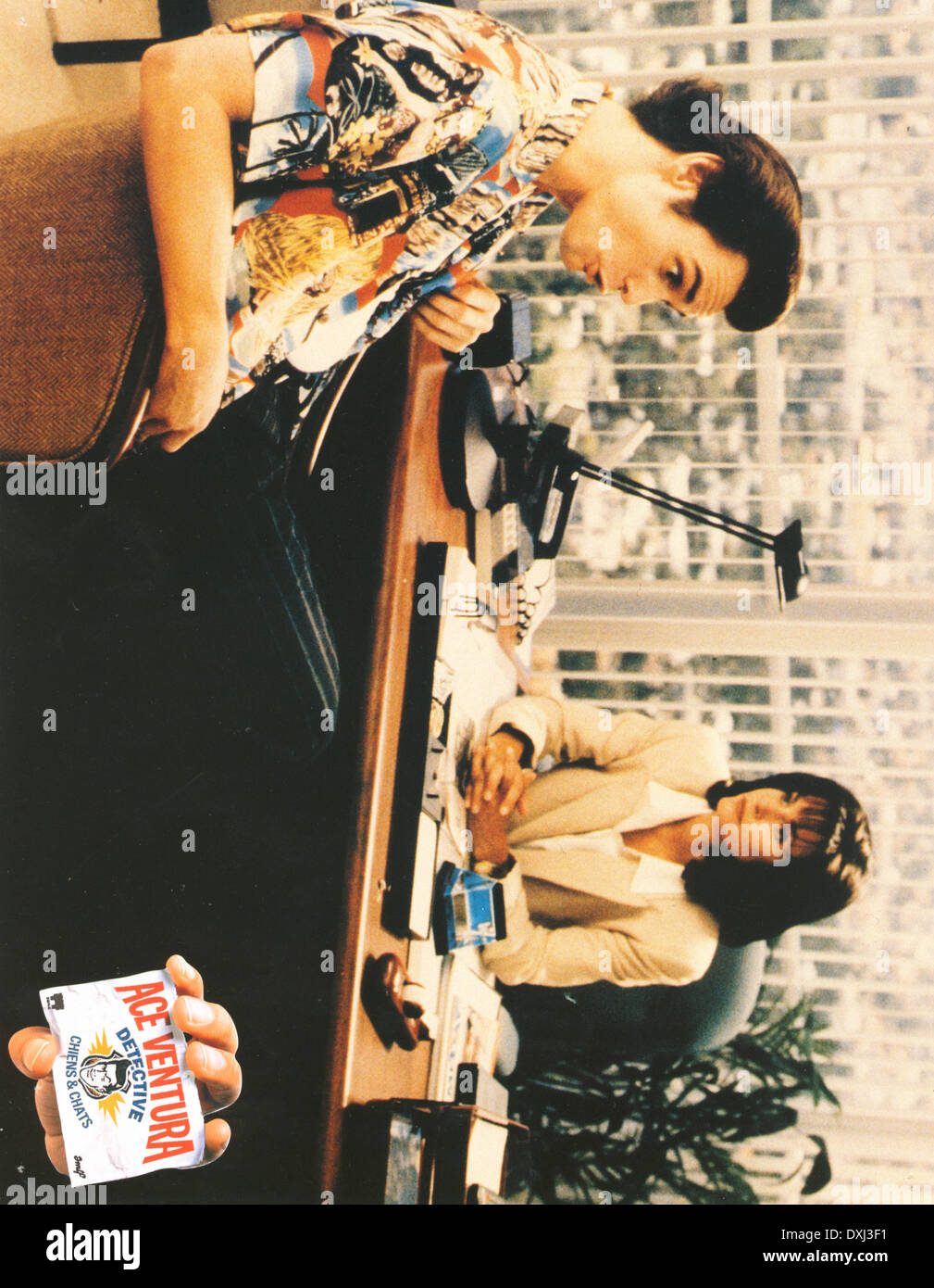 ACE VENTURA : PET DETECTIVE (1994) JIM CARREY COURTNEY COX Banque D'Images