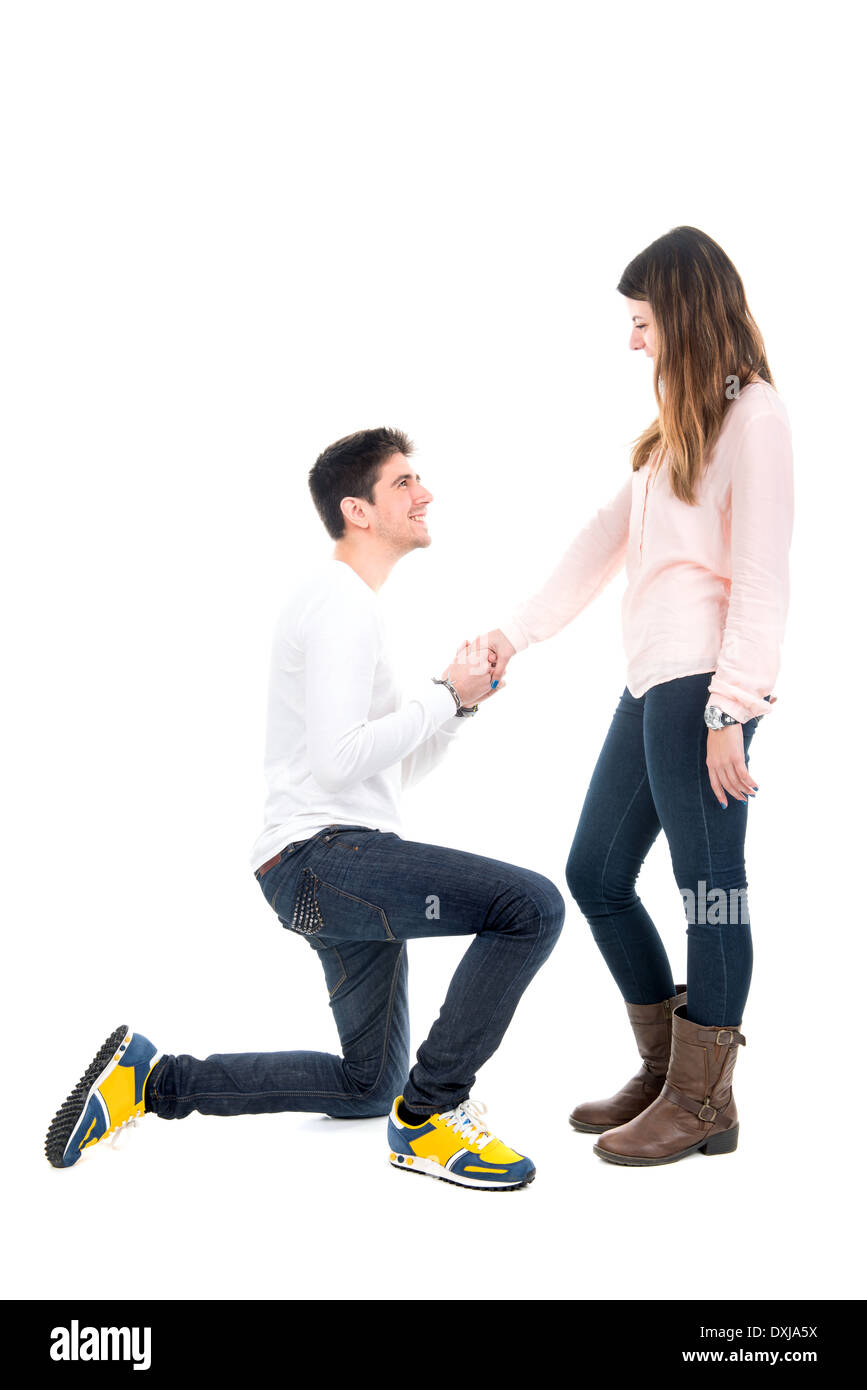 Jeune homme propose à sa petite amie Banque D'Images