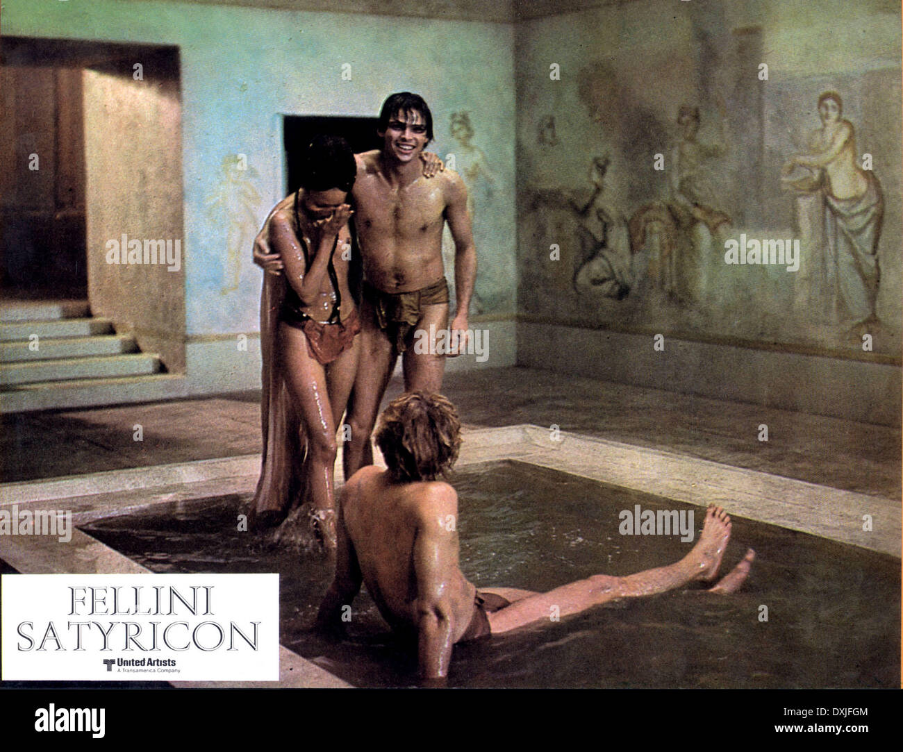 FELLINI SATYRICON (IT/FR 1969) MARTIN POTTER assis, HYLETT Banque D'Images