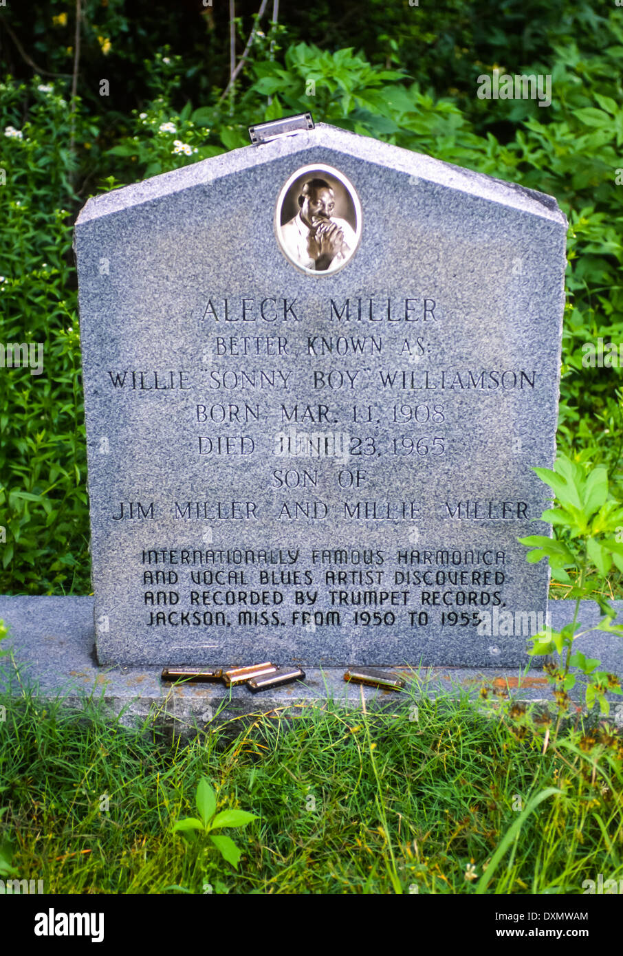 TUTWILER, MISSISSIPPI, USA - tombe d'Aleck Miller, connu sous le nom de Sonny Boy Williamson, musicien de blues du delta, l'harmonica Banque D'Images