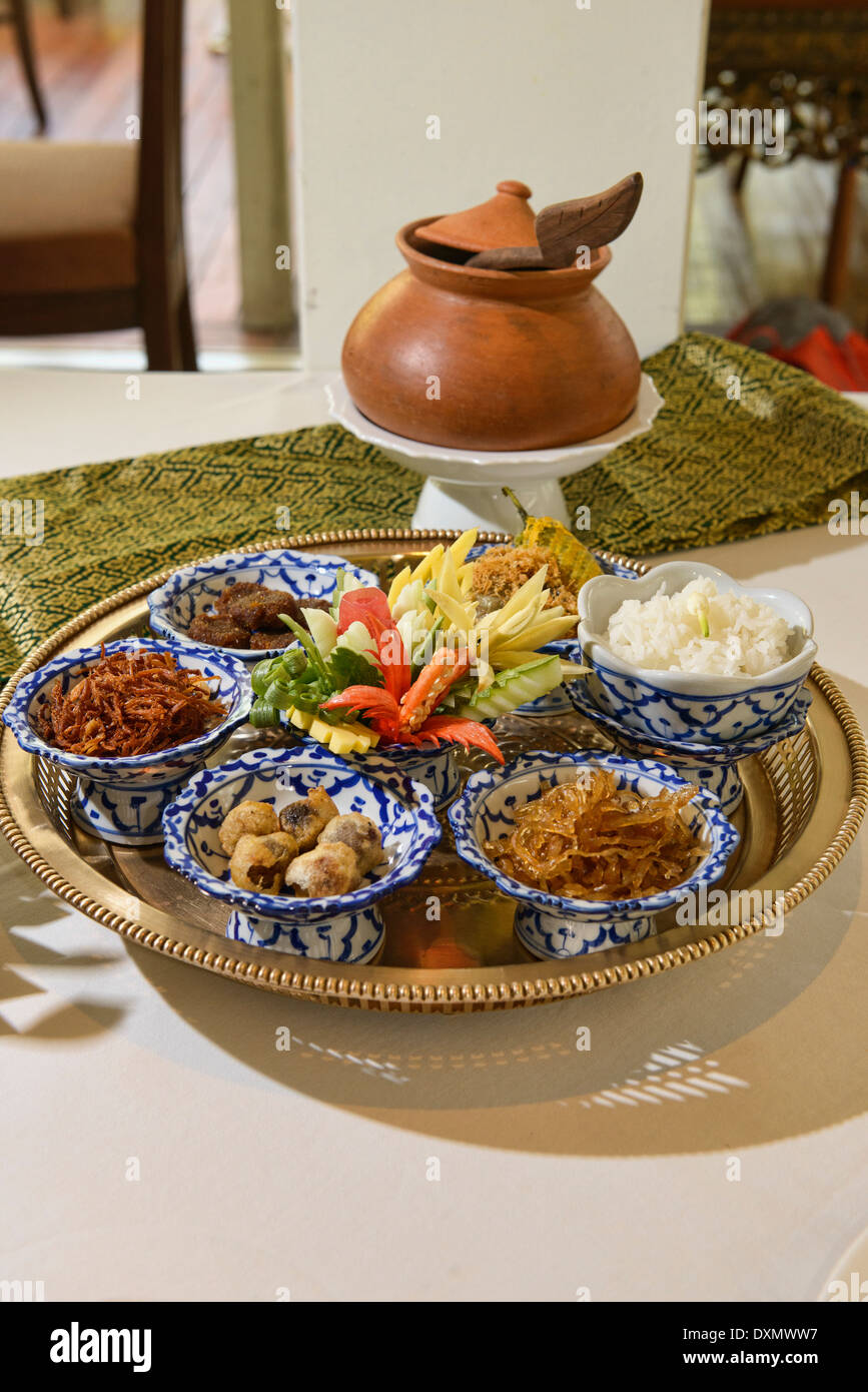 Belle portion de Khao chae, Palais Royal traditionnel de la cuisine thaïlandaise, Bangkok, Thaïlande Banque D'Images