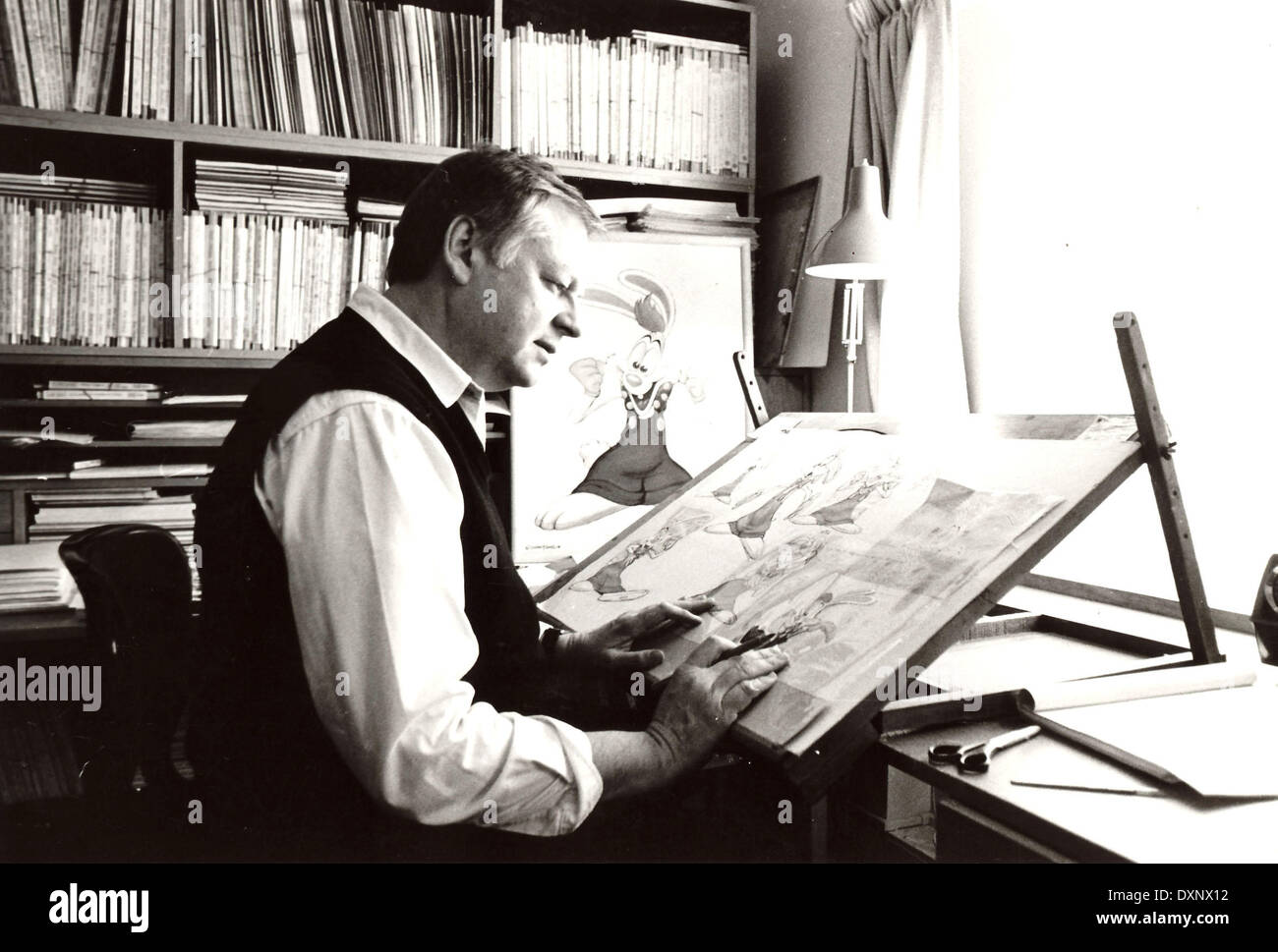 Animateur RICHARD WILLIAMS travaille sur 'qui veut la peau de Roger le rabbin Banque D'Images