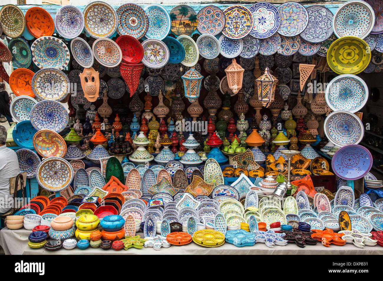 Souvenir shop tunis tunisia Banque de photographies et d'images à haute  résolution - Alamy