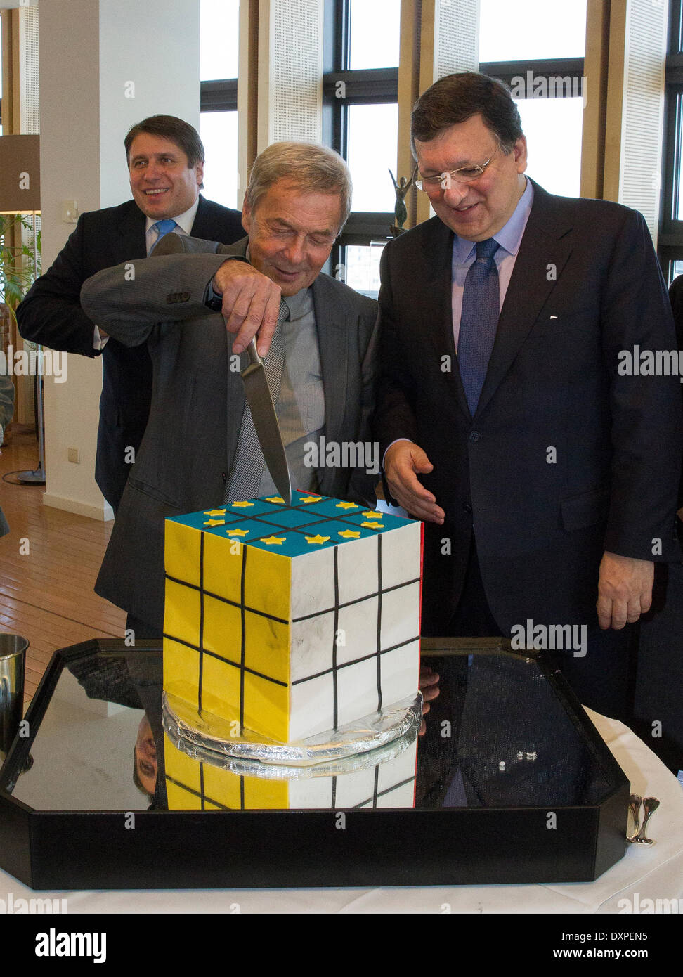 Erno rubik Banque de photographies et d'images à haute résolution - Alamy